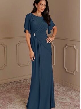 Elegant Navy Blue Mother of the Bride Gown